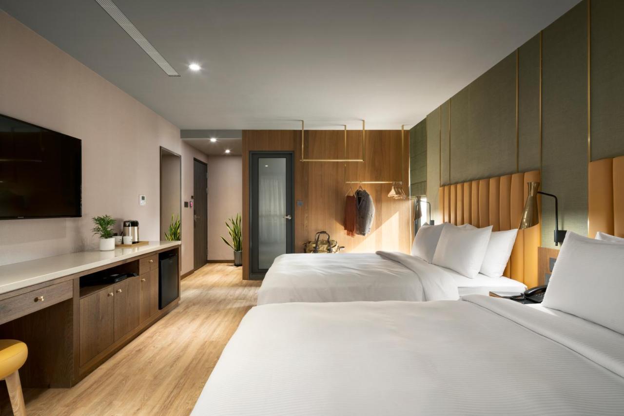 Kindness Day Hotel Tainan Exterior photo